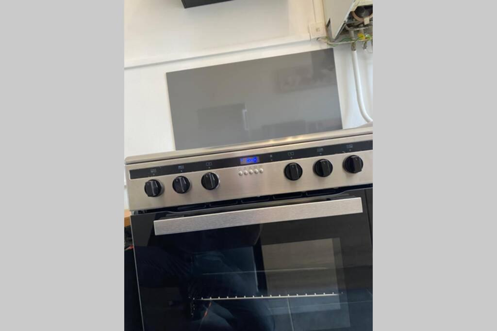 L'Appartement De Moliere N°3 Montluçon Екстериор снимка